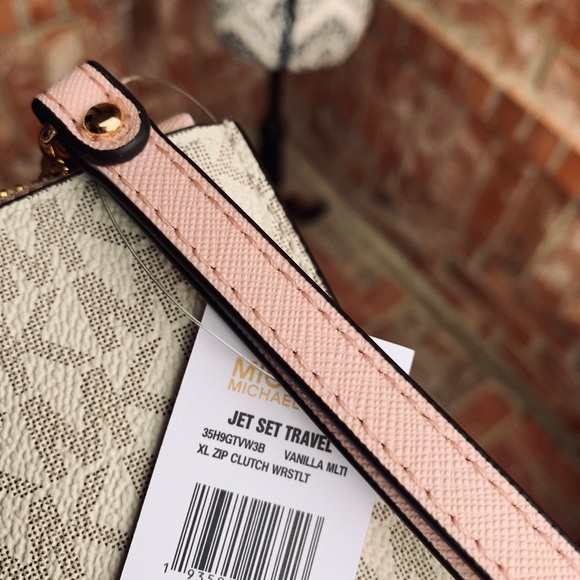 Michael kors  center stripe XL zip clutch leather - Picture 6 of 7